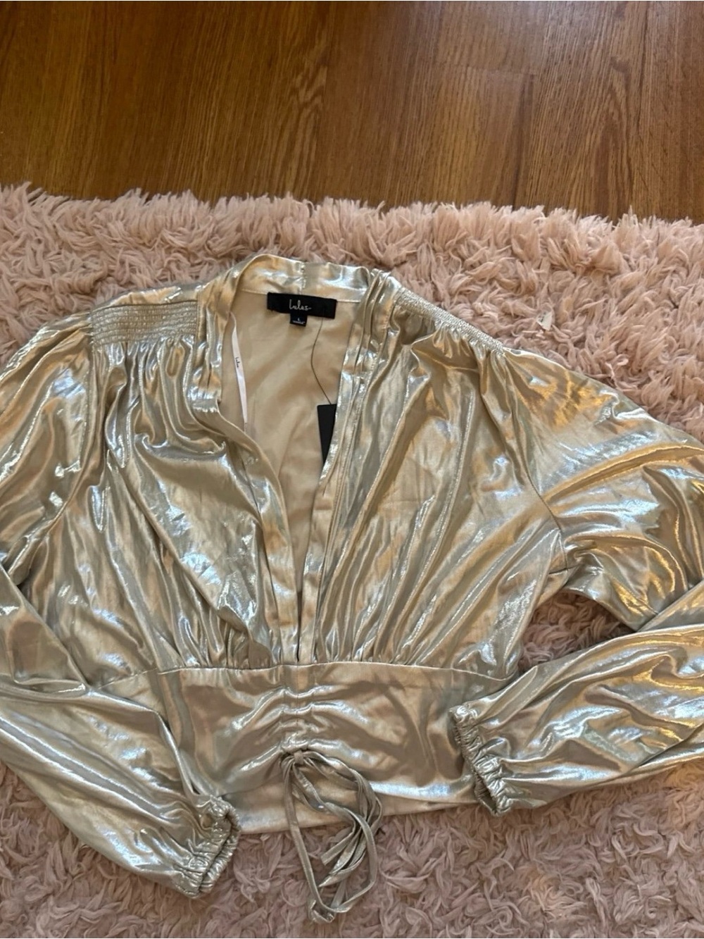 Lulus shiny long sleeve crop blouse  color  gold
